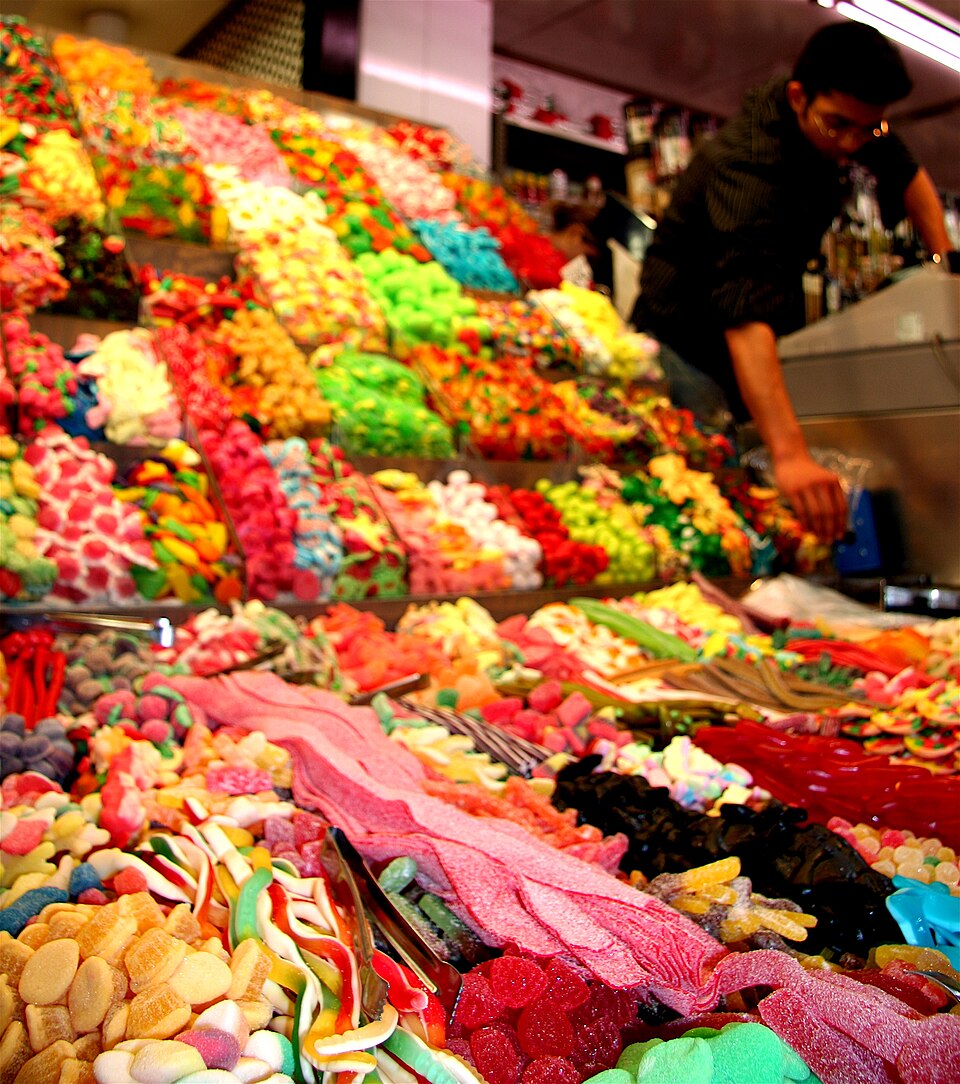 Fayl:Lots of Candies.jpg