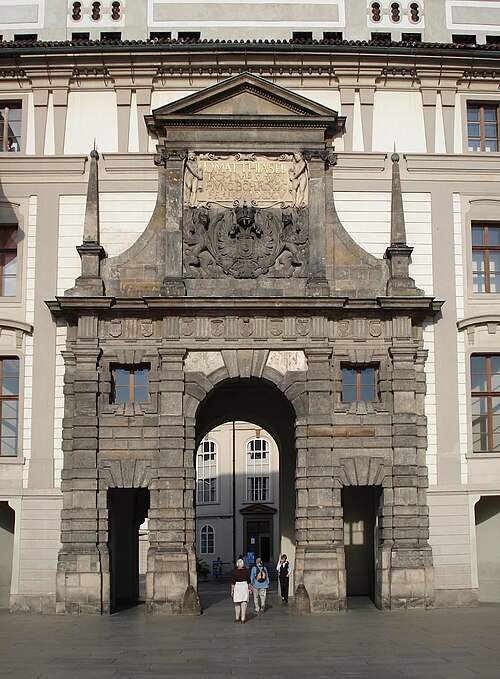 Fayl:Prague Castle Mathias Gate.jpg