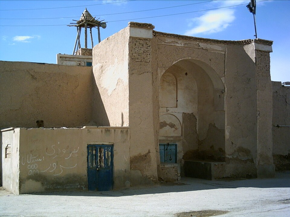 Fayl:نمای بیرونی مسجد جامع جاجرم.jpg