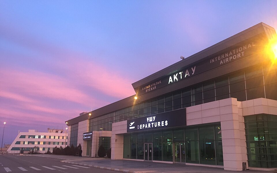 Fayl:Aktauair.jpg