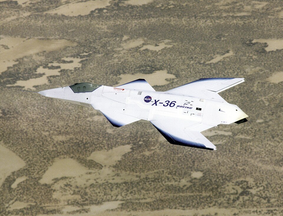 Fayl:Boeing-X36-InFlight.jpg
