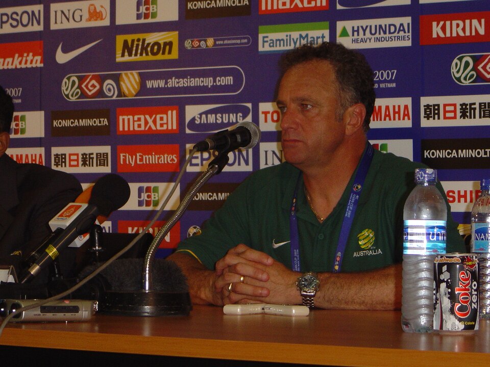 Fayl:Graham Arnold.jpg