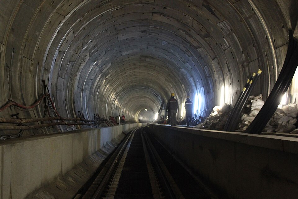 Fayl:Marmarayunderconstruction2.JPG