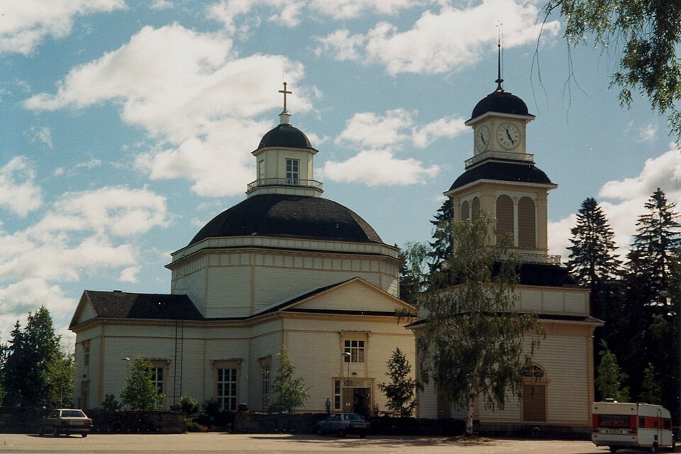 Fayl:Alajärvi Church Alajärven kirkko.jpg