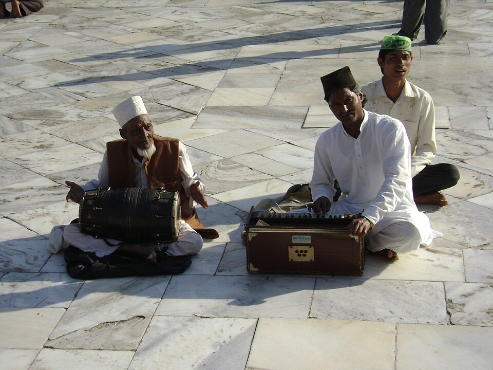 Fayl:SC Sufis.JPG