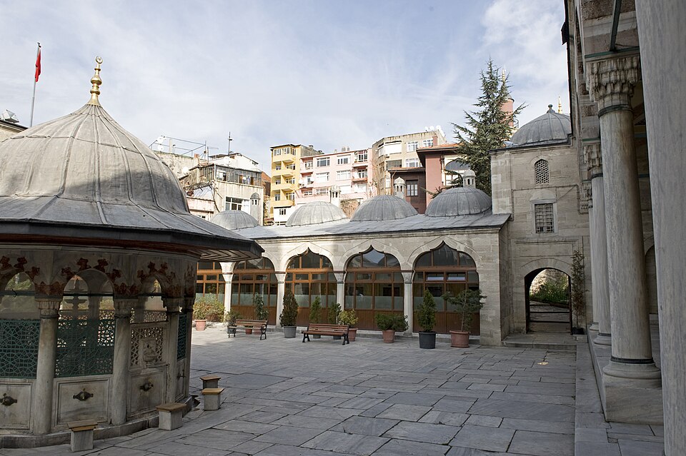 Fayl:Sokollu Mehmet Pasha mosque 5722.jpg