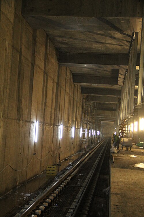 Fayl:Marmaraystation.JPG
