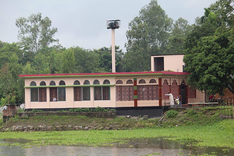 Fayl:Tuker Par Jame Mosjid.jpg