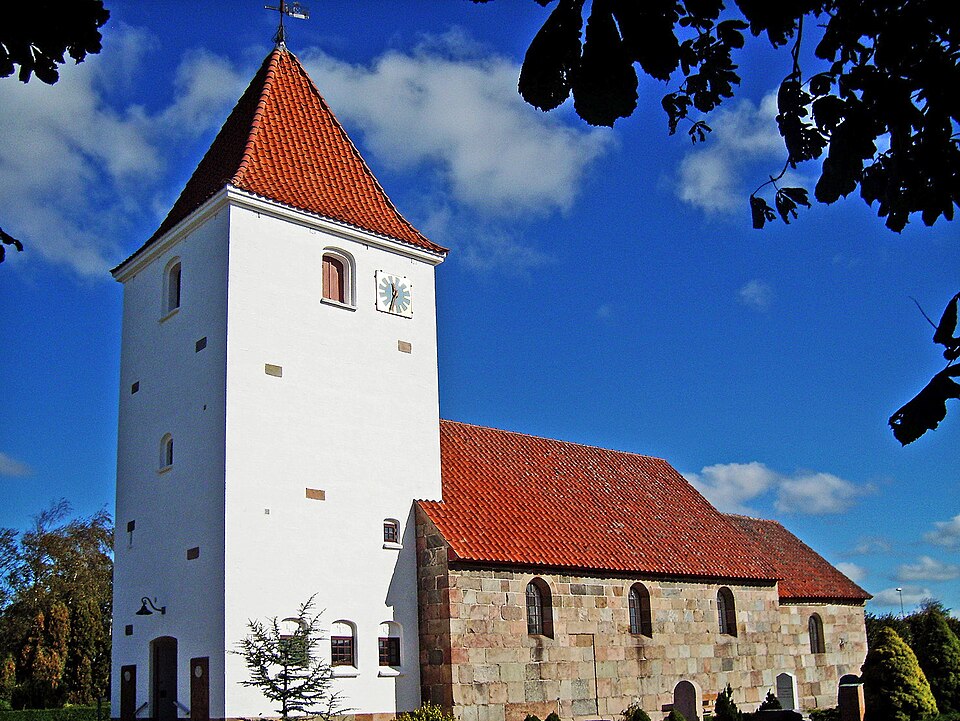 Fayl:Vester Hornum kirke (Vesthimmerland).JPG