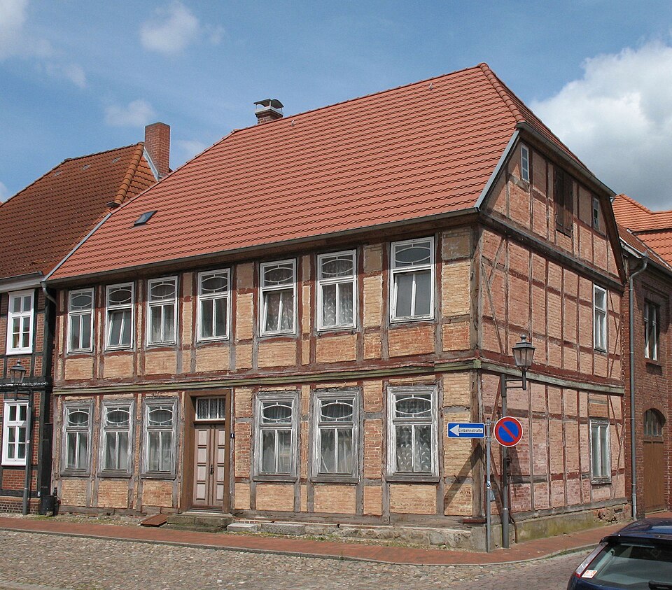 Fayl:Doemitz Rathausplatz 4.jpg