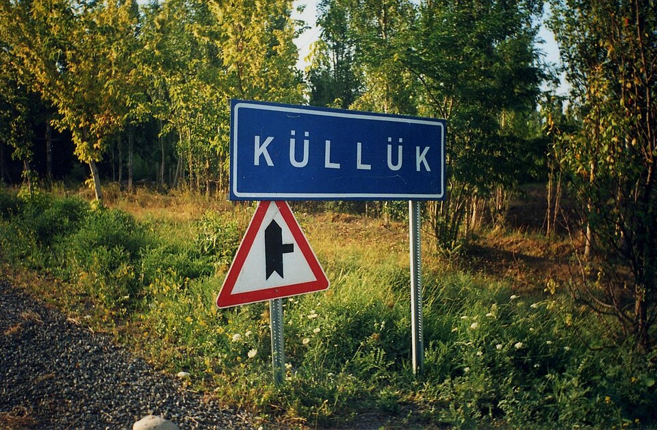 Fayl:Küllük tabelası.jpg