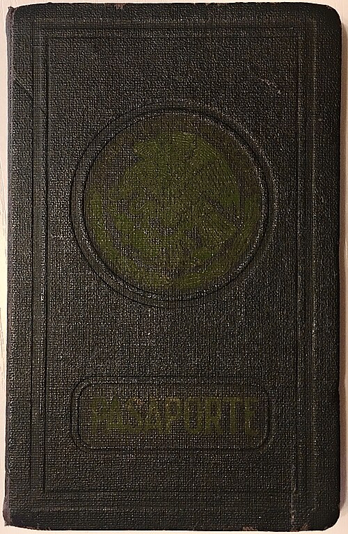 Fayl:Mexican passport 1952.jpg