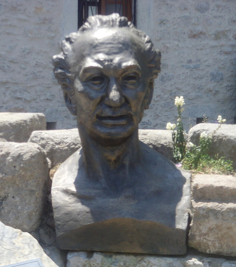 Fayl:Cevat sakir bust.JPG