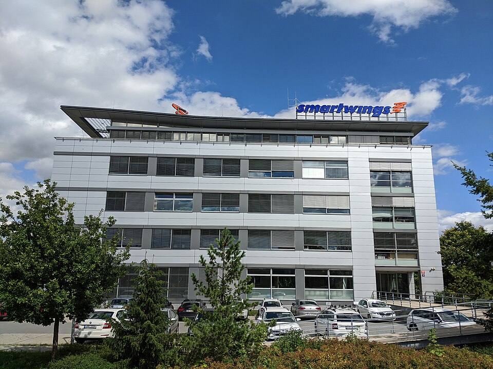 Fayl:Smartwings Headquarters.jpg