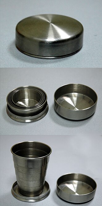 Fayl:Collapsible glass.jpg