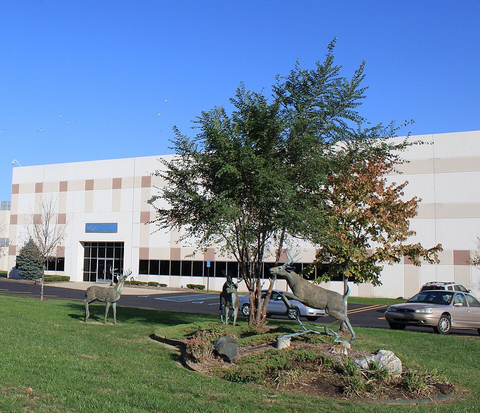 Fayl:McKesson Pharmacy Systems Livonia Michigan.JPG