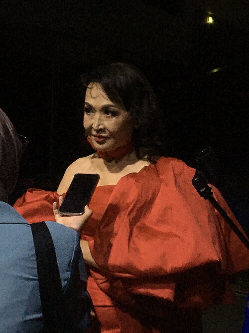 Fayl:Nurjamal Usenbayeva.jpg
