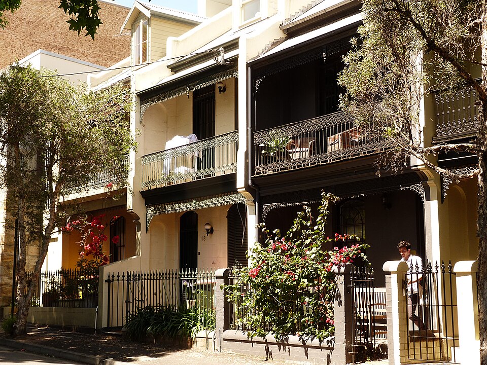 Fayl:(1) Nichols Street Homes.JPG