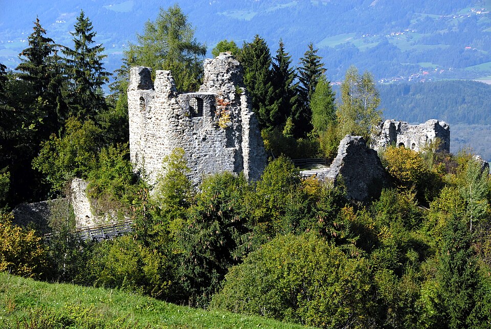 Fayl:Badramsdorf Ortenburg 02.jpg