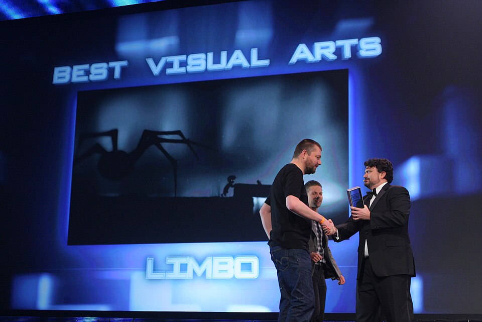 Fayl:Limbo gdc awards 2011.jpg