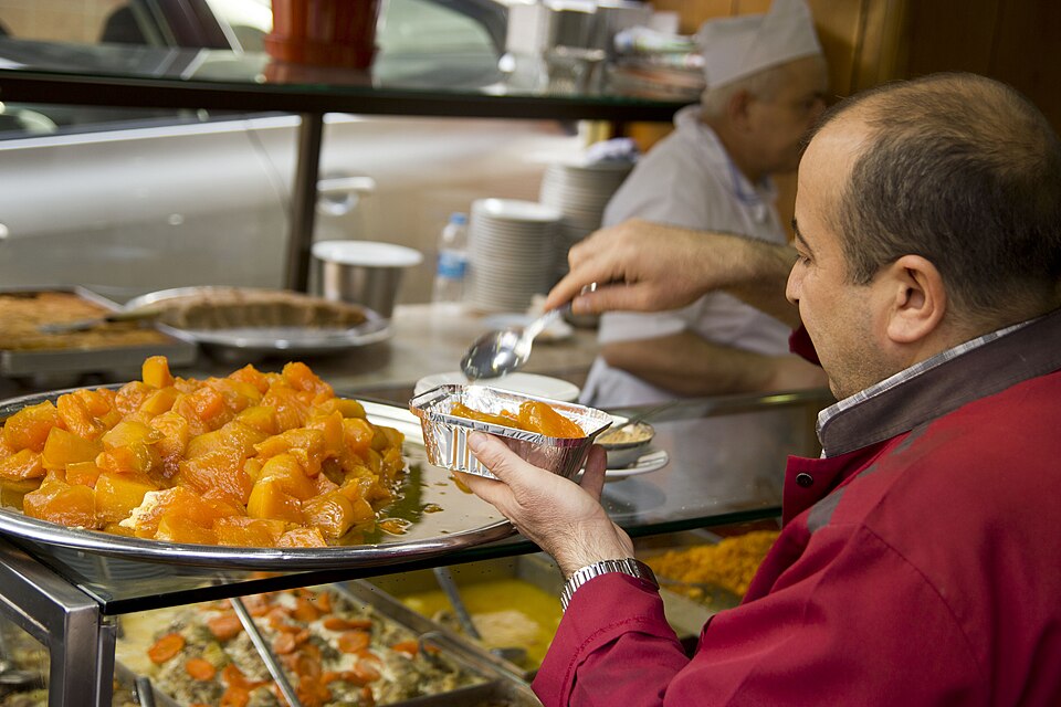 Fayl:Turkish pumpkin dessert (6383619319).jpg