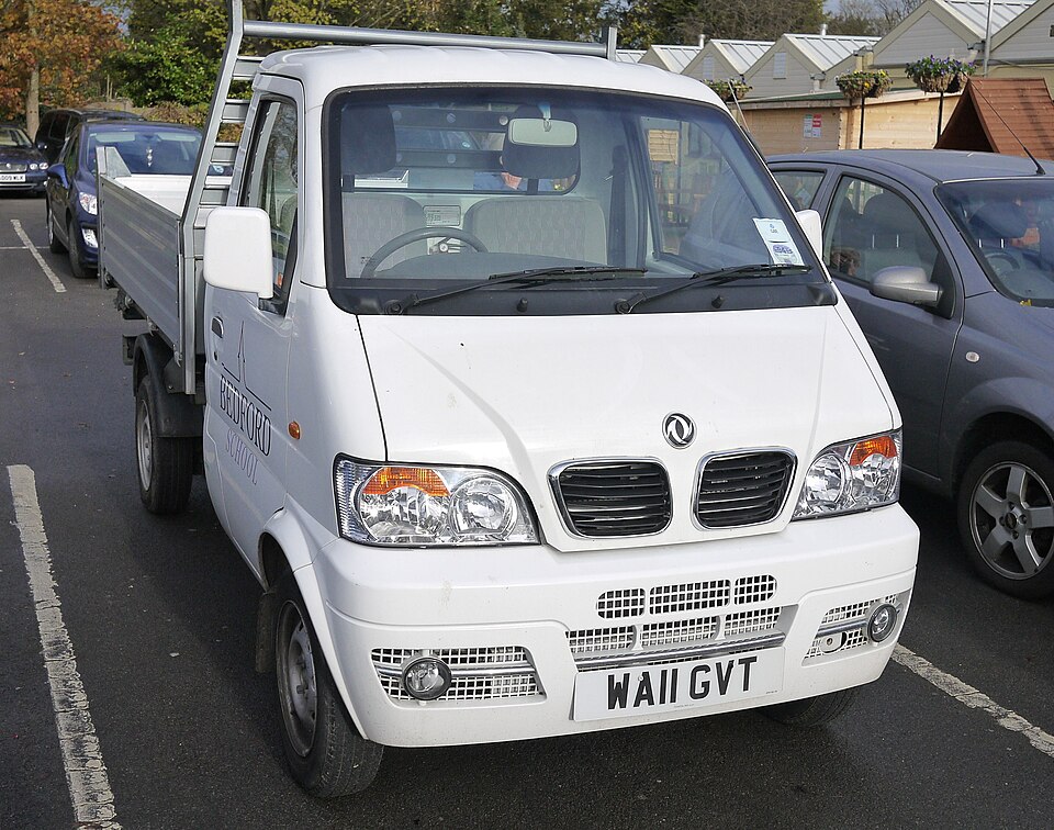 Fayl:DongfengEQ1020PickUpTruck.jpg