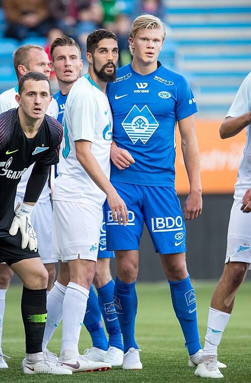 Fayl:Molde-Zenit (2).jpg