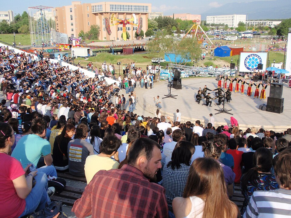 Fayl:Fest-2009.JPG