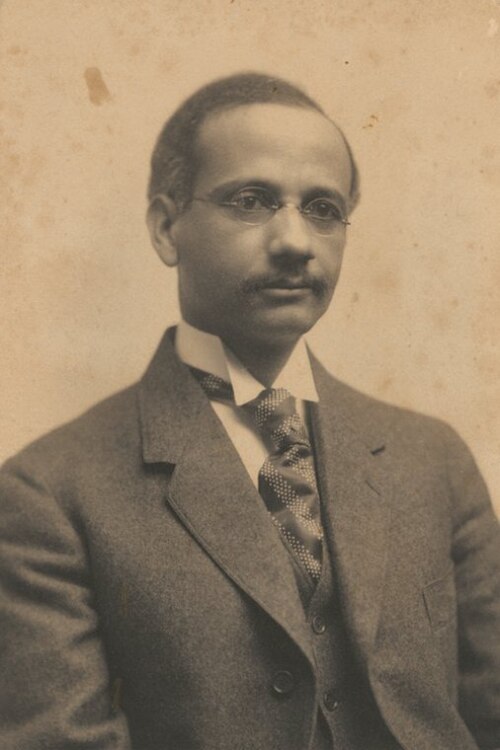 Fayl:Solomon Carter Fuller.jpg