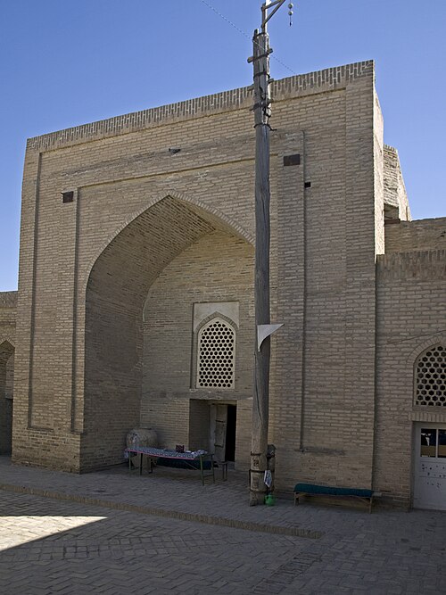 Fayl:Bukhara Mavlana Sharif Mosque.jpg