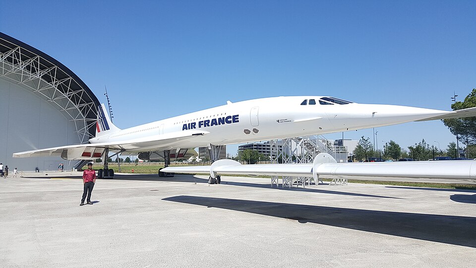 Fayl:GroundedConcorde.jpg