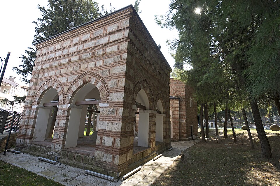 Fayl:Saraylar Tomb 7899.jpg