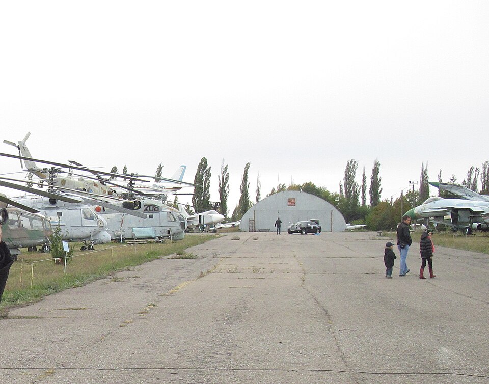 Fayl:2010-10-09-zag-luhansk-030-central-line.jpg