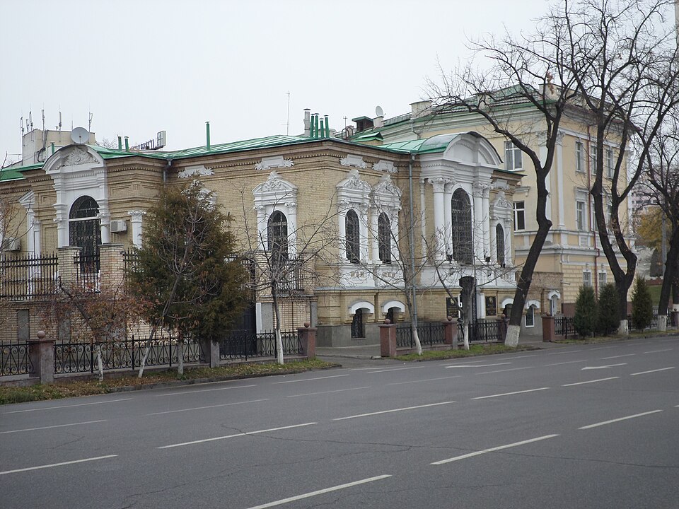 Fayl:Bank 15-04.JPG