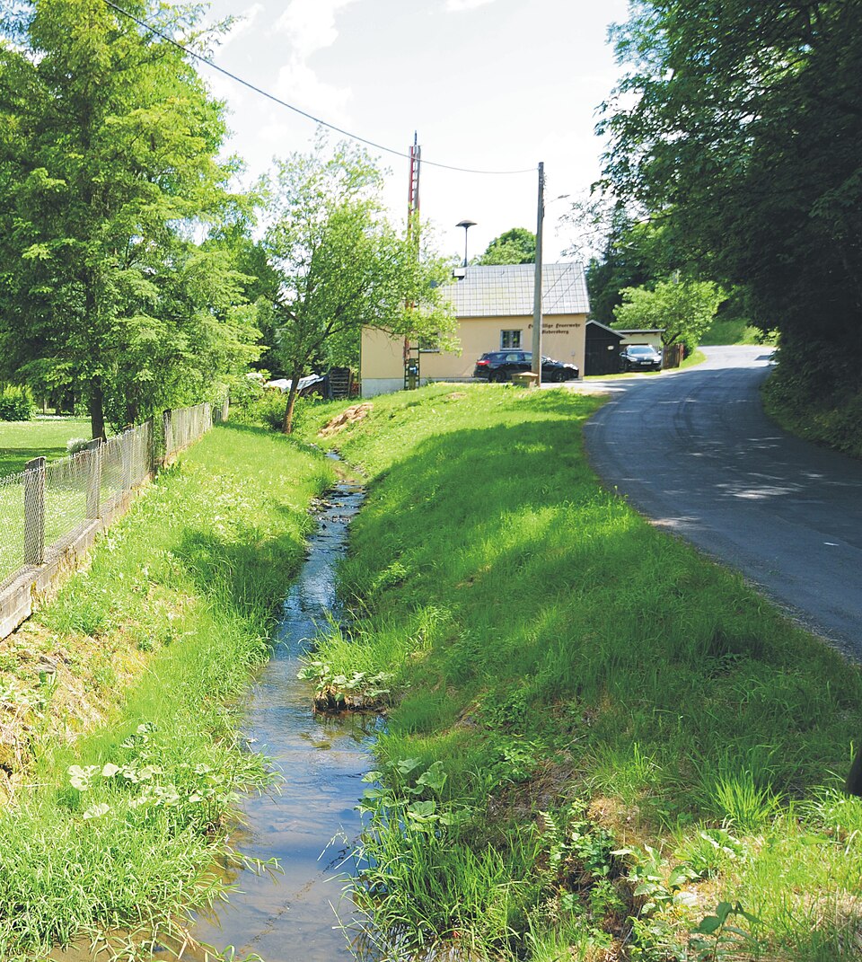 Fayl:Feilebach in Wiedersberg.jpg