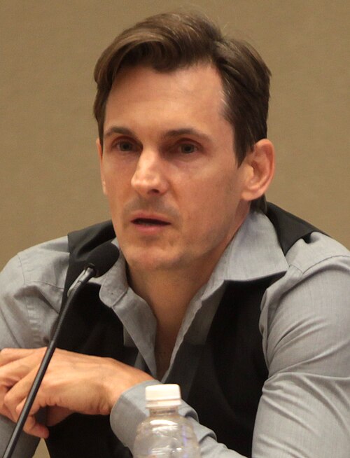 Fayl:Jason Spisak 2014.jpg
