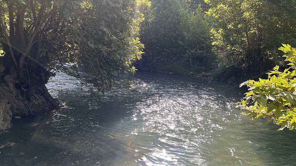 Fayl:Kashkadarya River near Bashir village.jpg