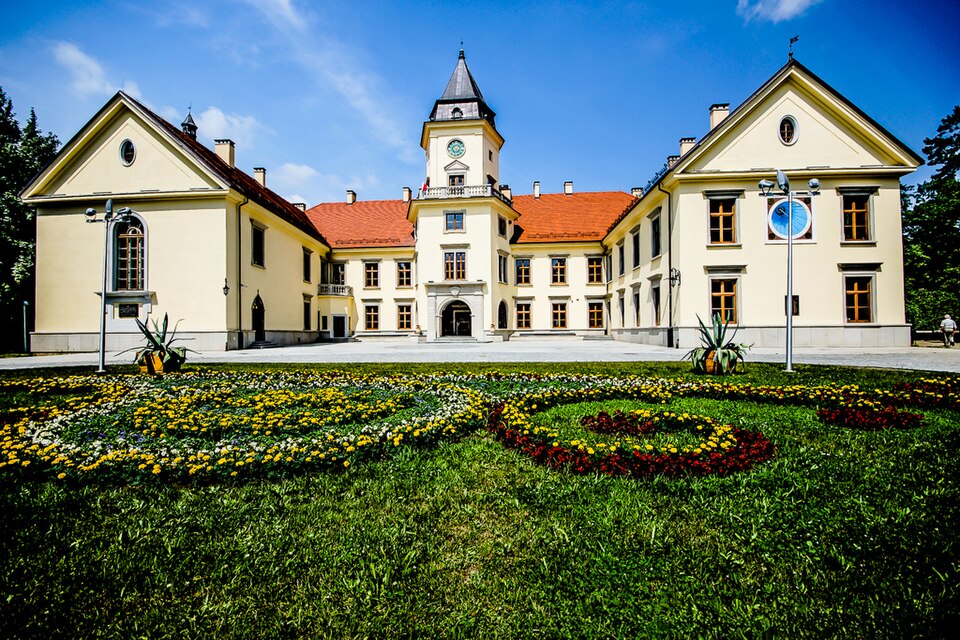 Fayl:Tarnobrzeg Pałac Tarnowskich.jpg