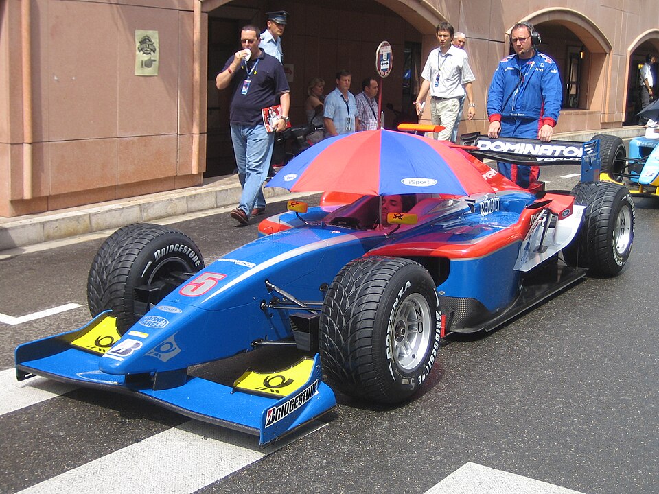 Fayl:Timo Glock GP2 2007.jpg
