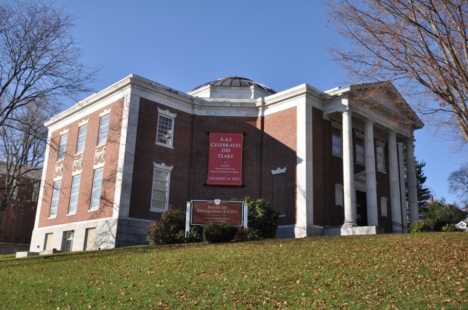 Fayl:WorcesterMA AntiquarianSociety 2.jpg