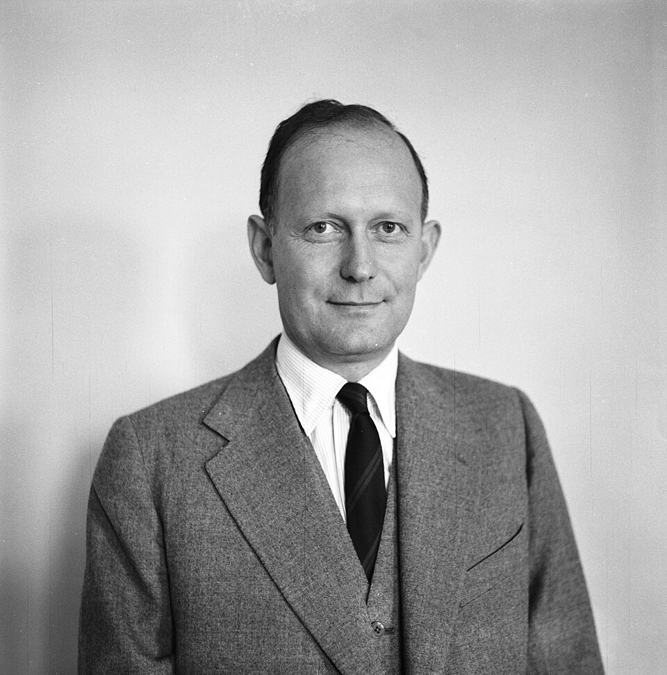 Fayl:C Douglas Dillon.jpg