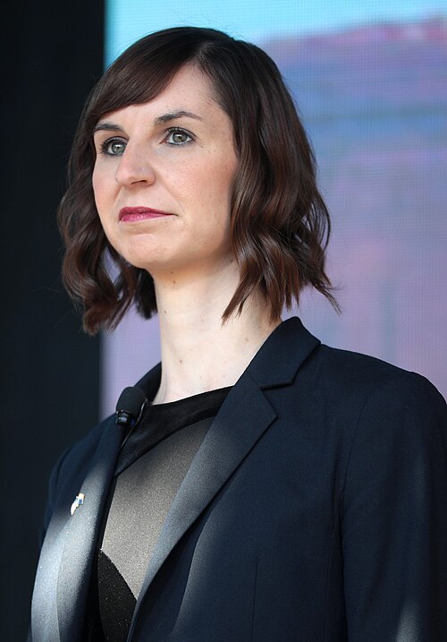 Fayl:Kathy Hoffman (45939345954).jpg