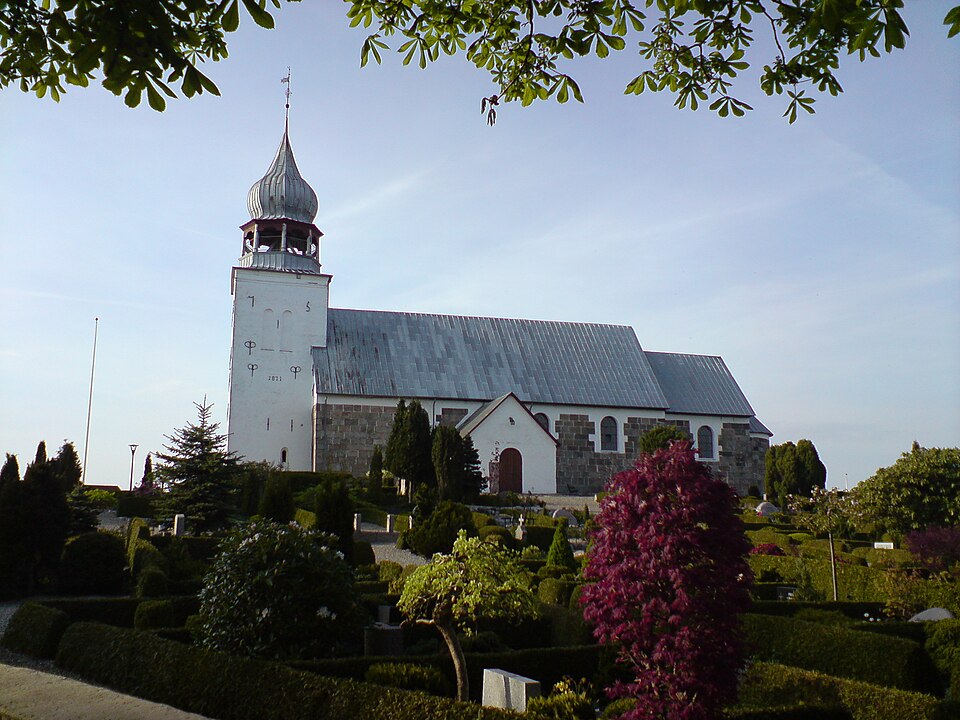 Fayl:Andst kirke.jpg