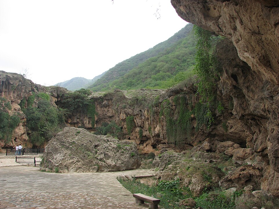 Fayl:Ayn Jarziz - panoramio.jpg