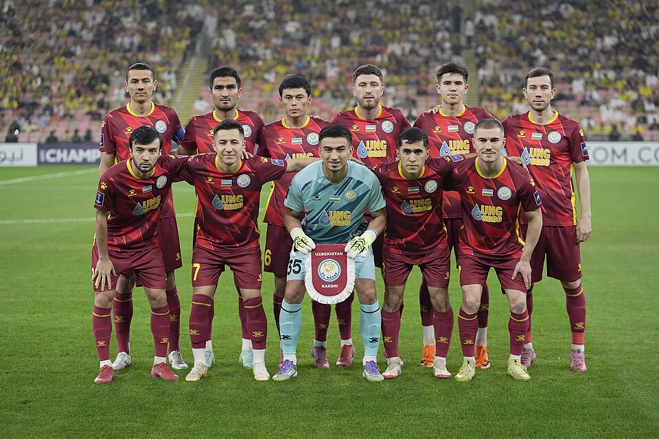 Fayl:Nasaf FC december 2025 squad.jpg