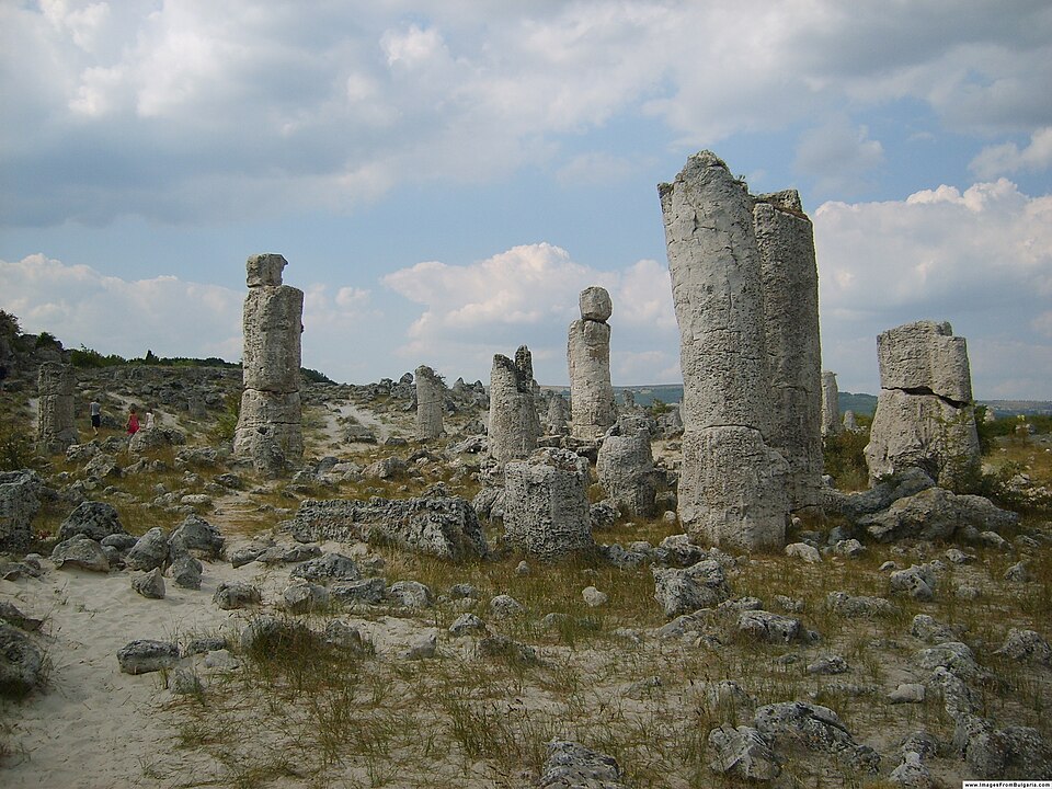 Fayl:Pobitite kamyni.JPG