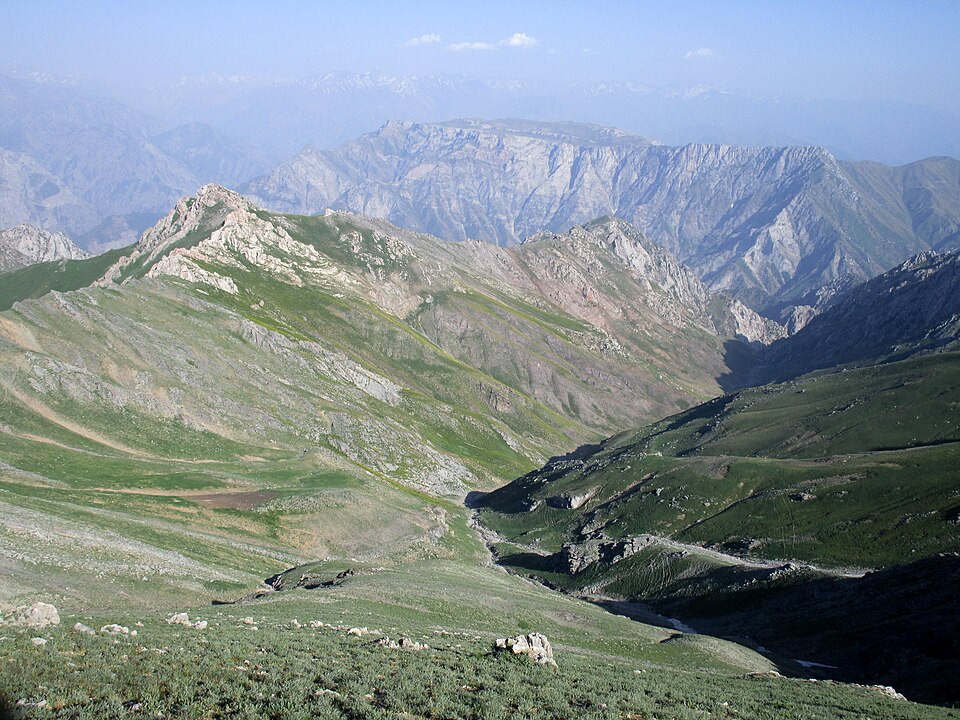Fayl:Cholmirob valley.JPG