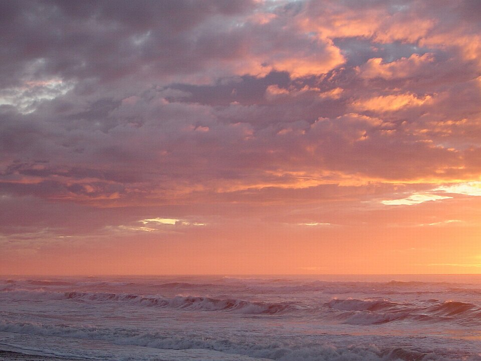 Fayl:Greymouth beach.jpg