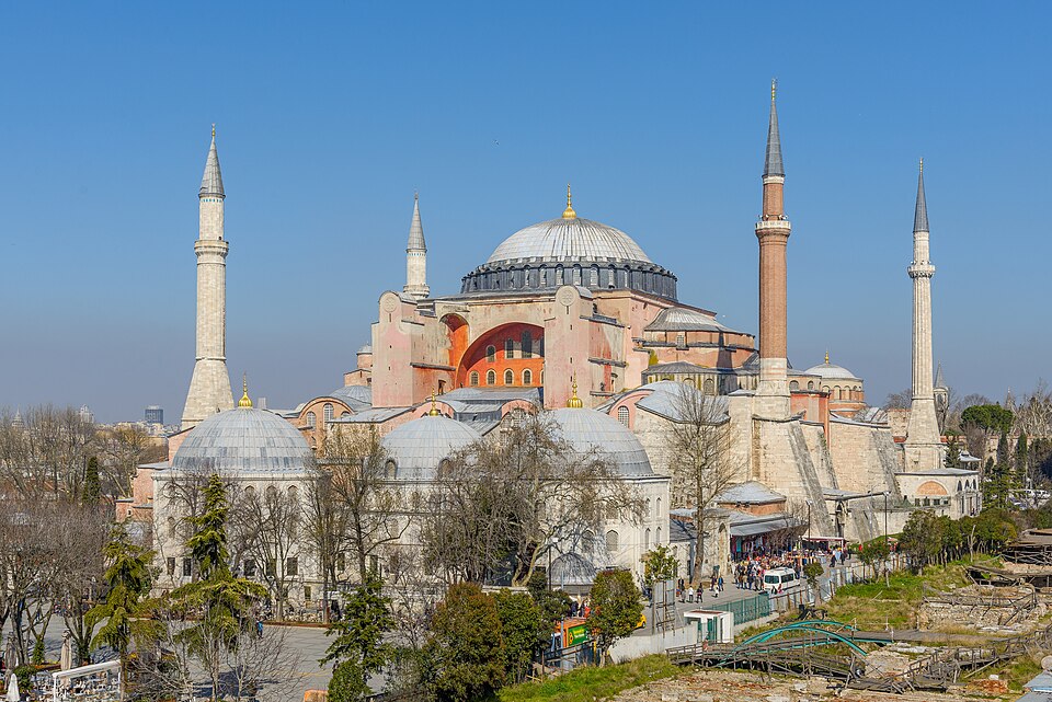 Fayl:Hagia Sophia Mars 2013.jpg
