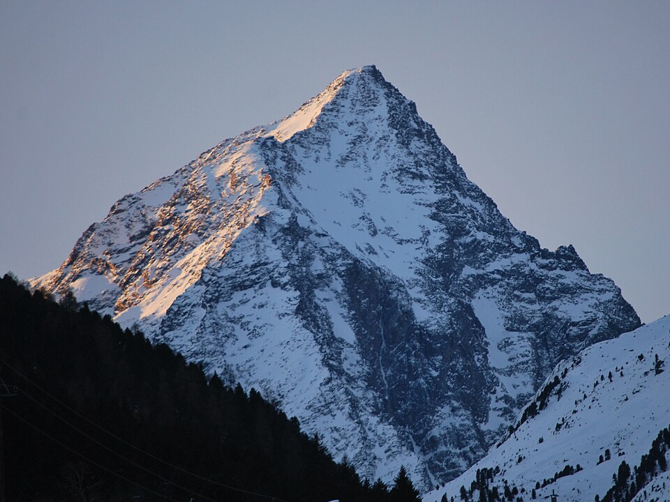 Fayl:Lüsener Fernerkogel von Norden.JPG